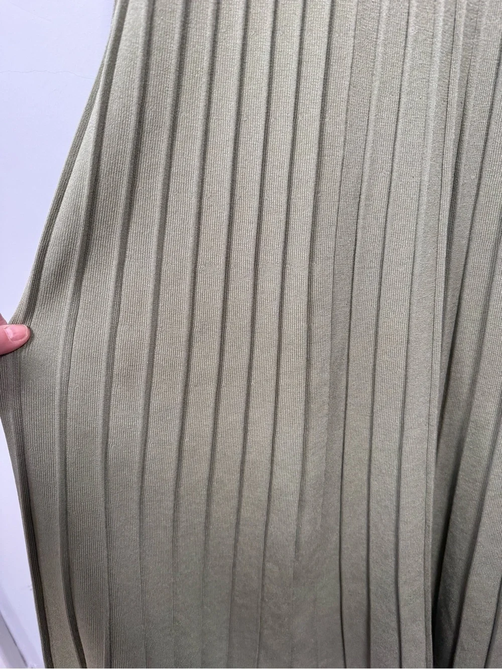 Lalavon Sleeveless Olive Ribbed V-Neck Maxi Dress, Size M, Great Condition!